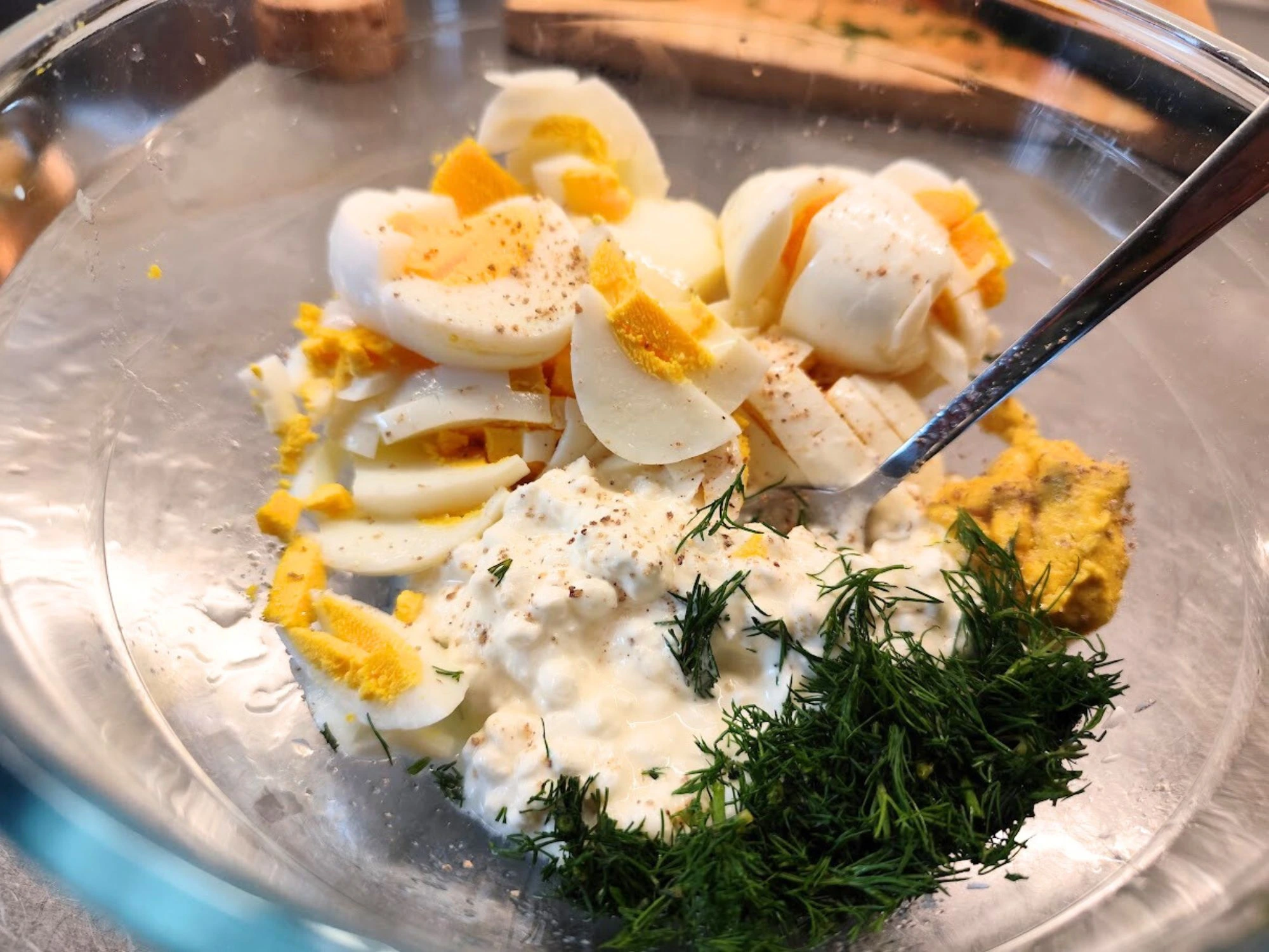 leichter low-carb-eiersalat