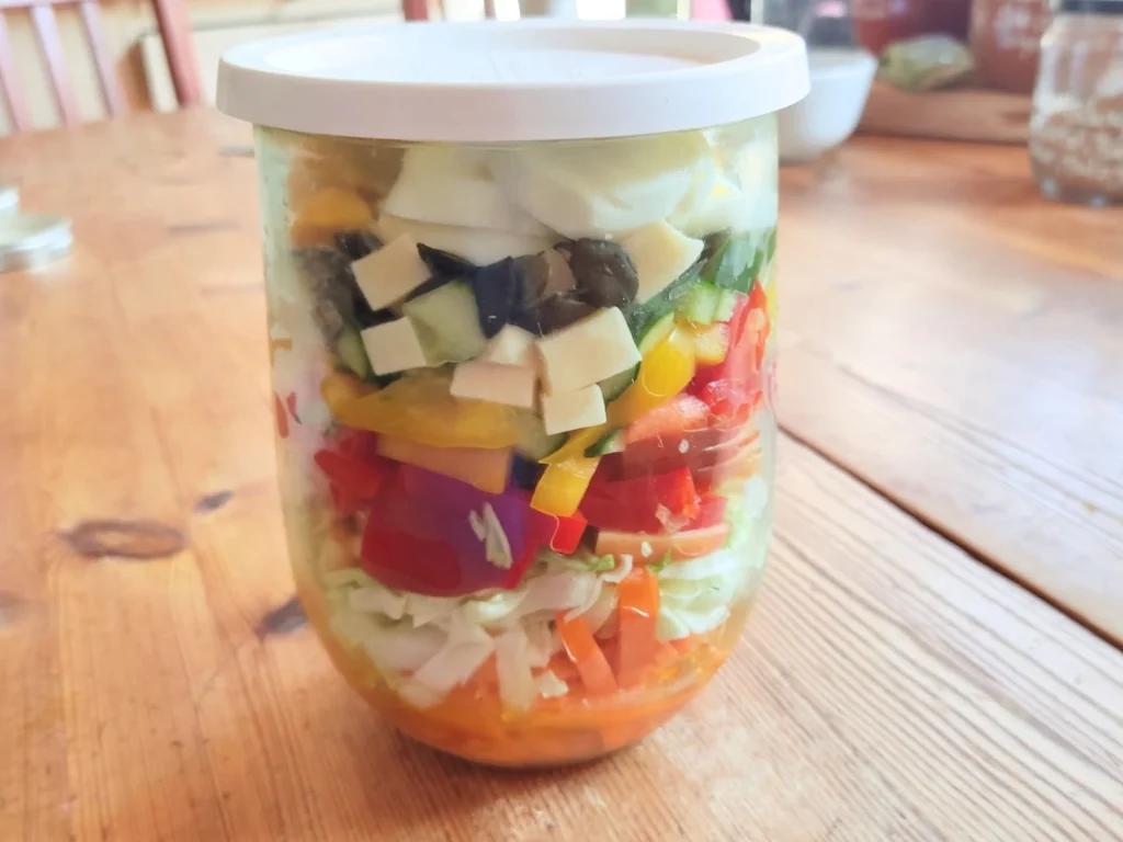 Schichtsalat im Weckglas - Vorbereiten wenn du Zeit hast, jederzeit Essen